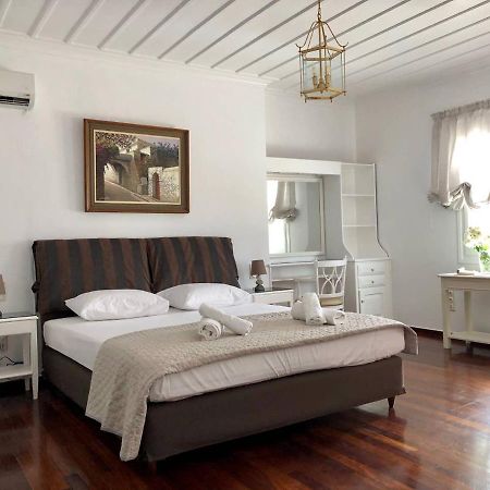 Villa Andros Epoque Livádhia エクステリア 写真