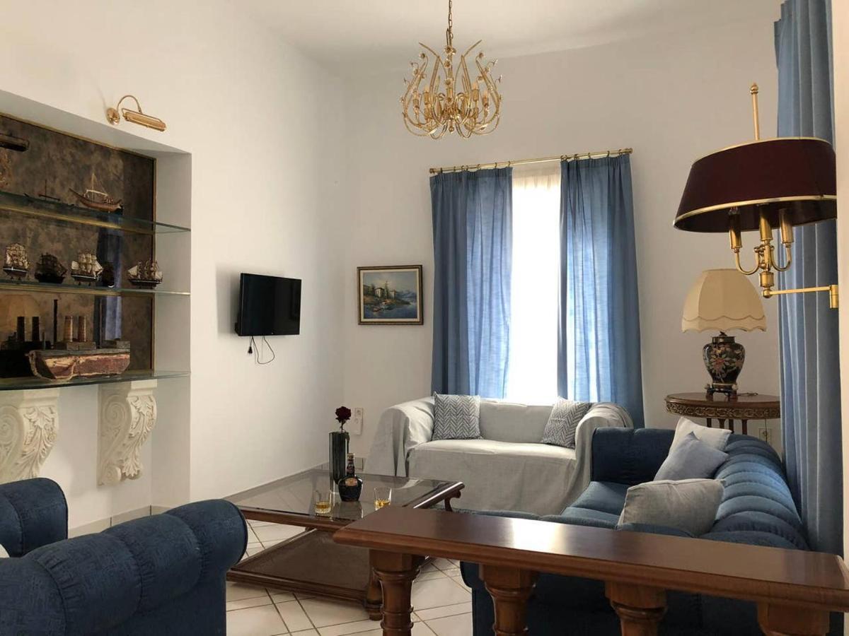Villa Andros Epoque Livádhia エクステリア 写真