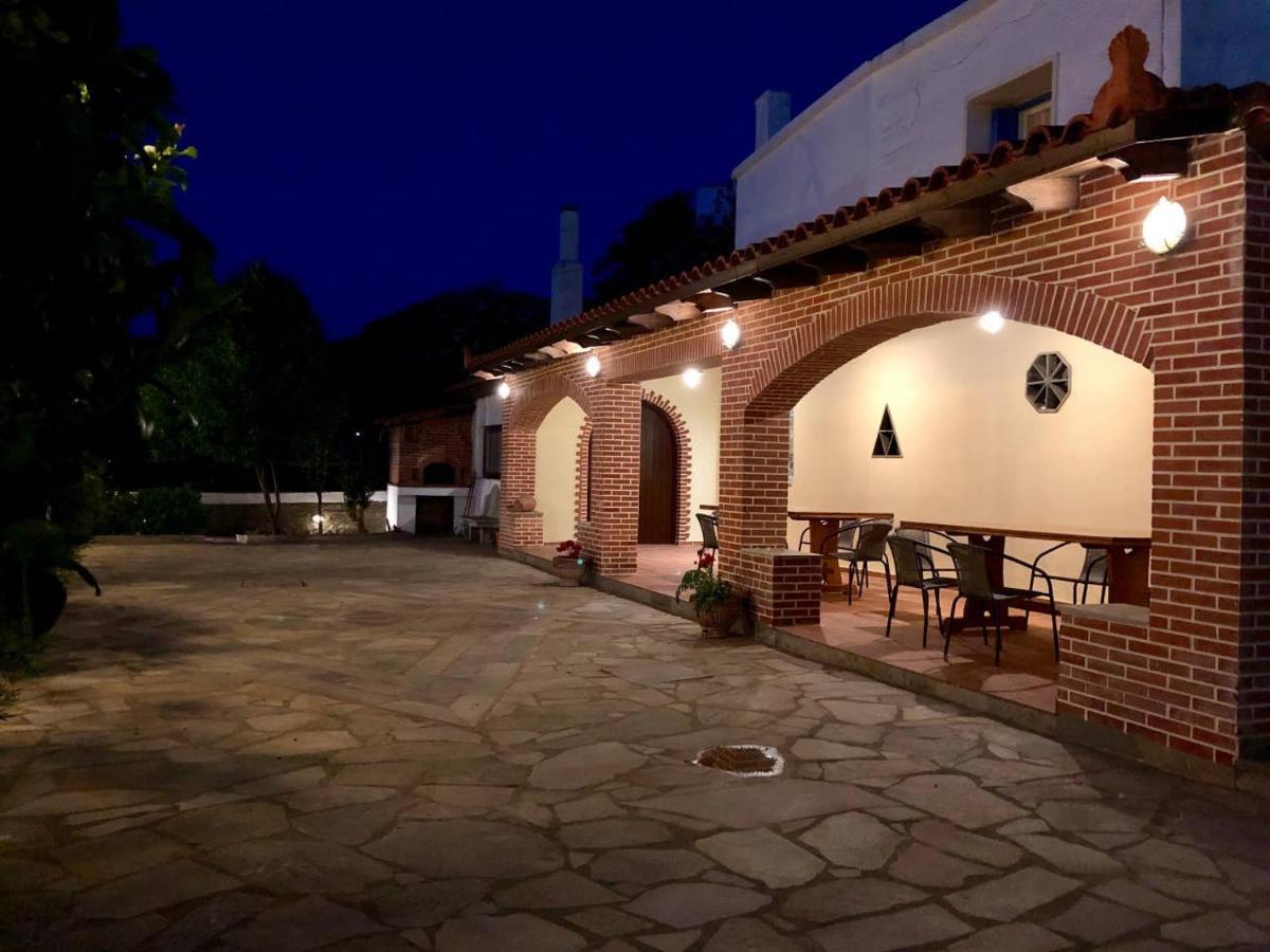 Villa Andros Epoque Livádhia エクステリア 写真
