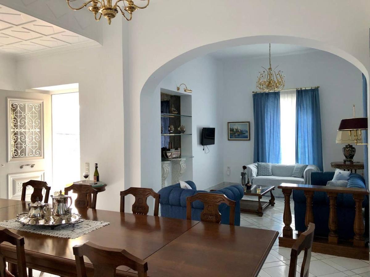 Villa Andros Epoque Livádhia エクステリア 写真
